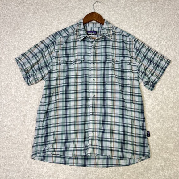 Patagonia Other - Patagonia Mens Seersucker Puckerware Button‎ Down Short Sleeve Plaid Casual L